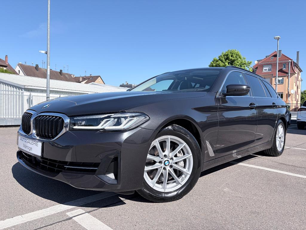 BMW 530 d xDrive PANOMATRIXAHKHUDSTOPGOKAMERA 2023