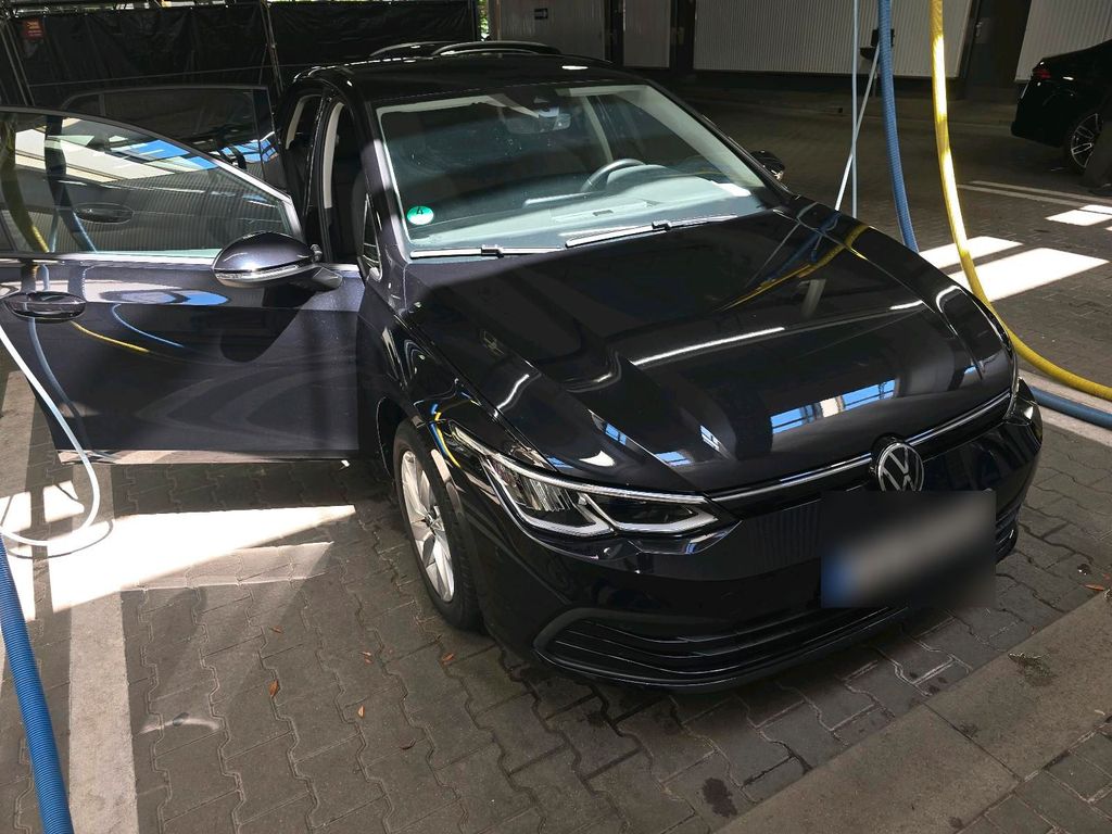 Image of Volkswagen Golf