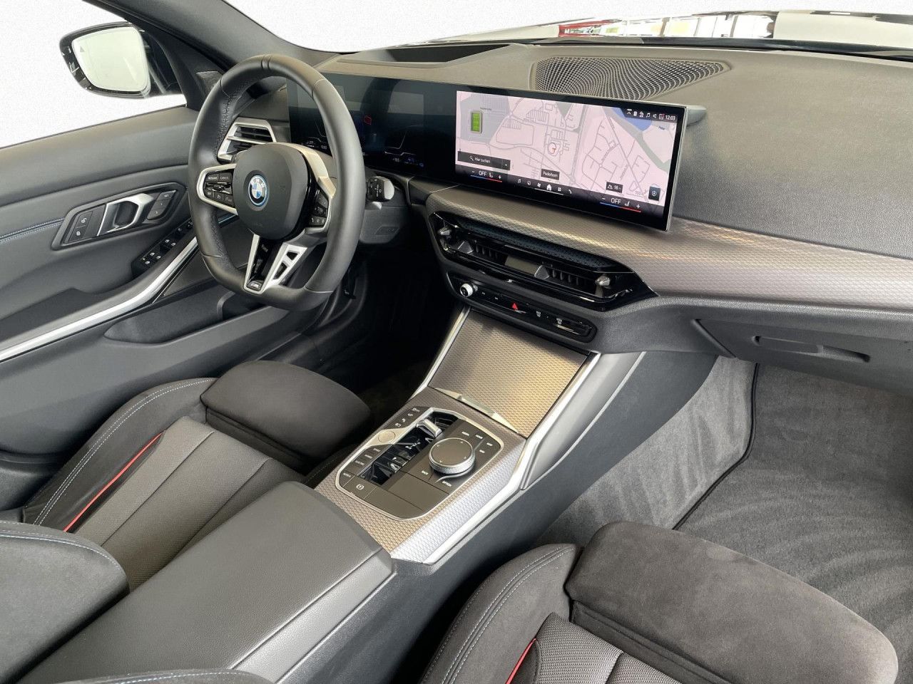BMW 330 - Bild 13