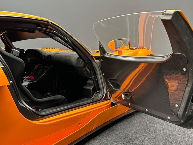 R.W. Exclusive Cars