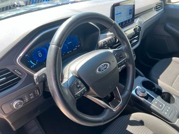 Ford Kuga - 10