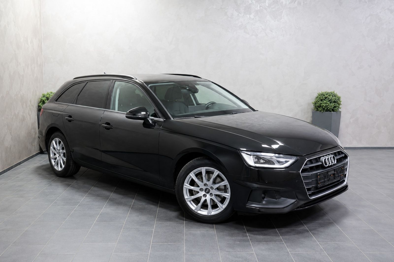 Audi A4 Avant 35 TFSI Aut. LED FLA NAVI CARPLAY SHZ imagem 2