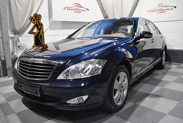 MERCEDES-BENZ S 500 4matic LANG-SEHR GEPFLEGT-TOP AUSSTATTUNG