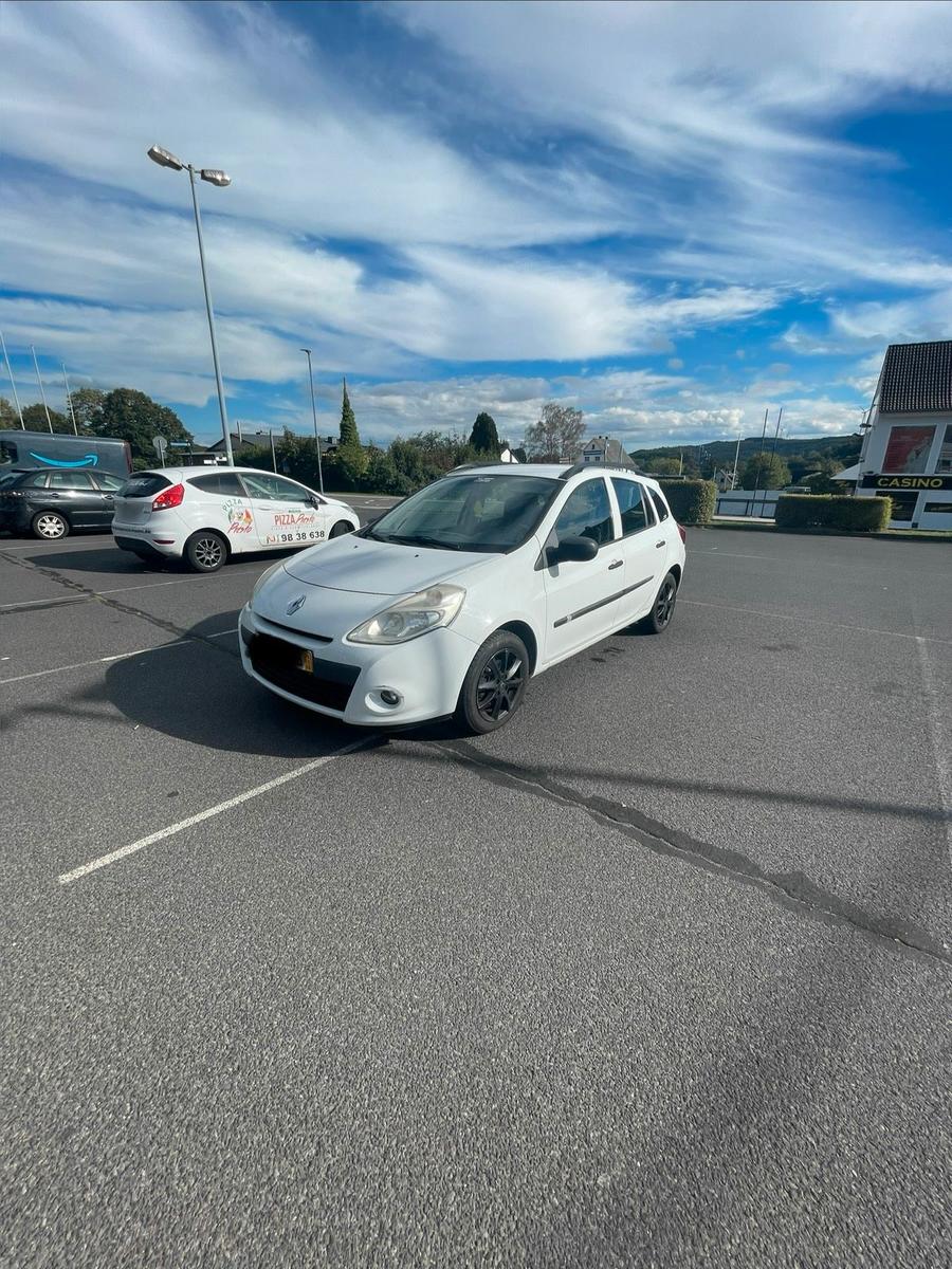 Renault Clio 2010 — photo 5