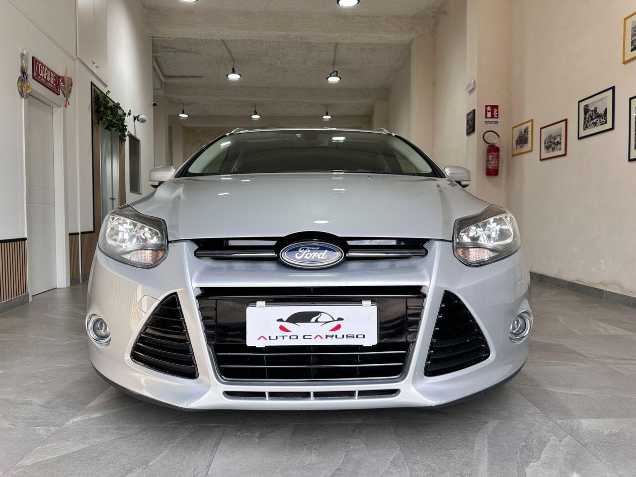 Ford Focus 2013 — photo 9