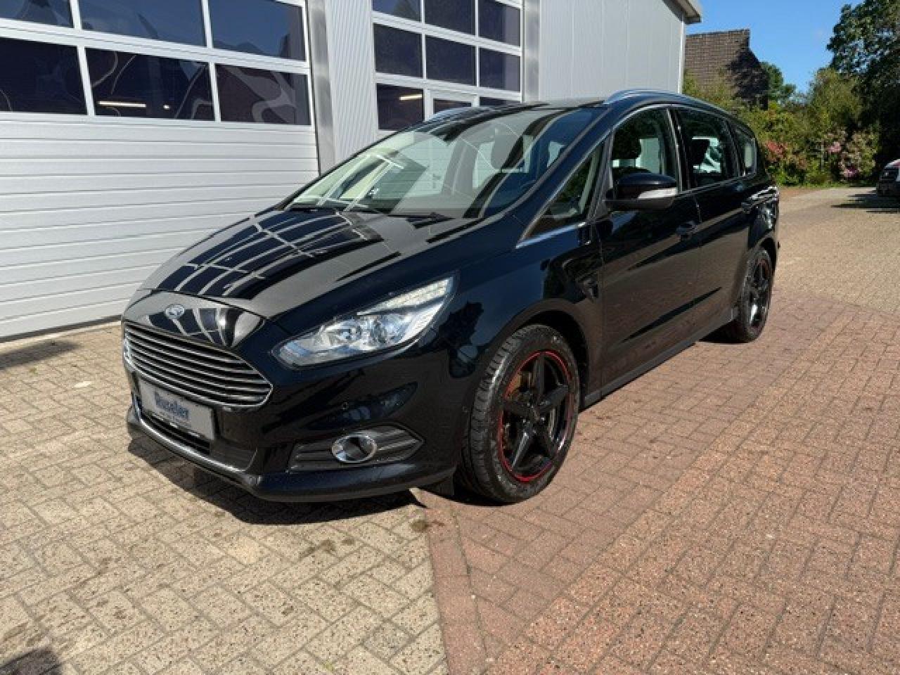 Ford S-MAX Titanium