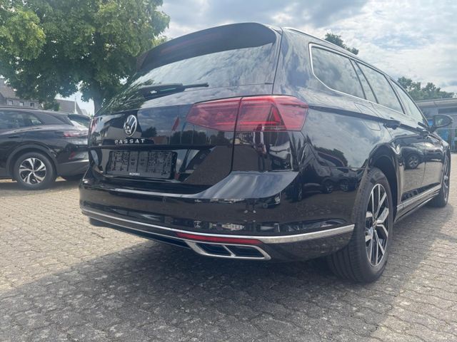Passat Elegance 1.5 TSI DSG R-Line Navi Area Vie