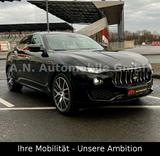 Maserati Levante Q4 Diesel 3.0 V6*Panorama*Leder*Kamera - Maserati Levante in Essen