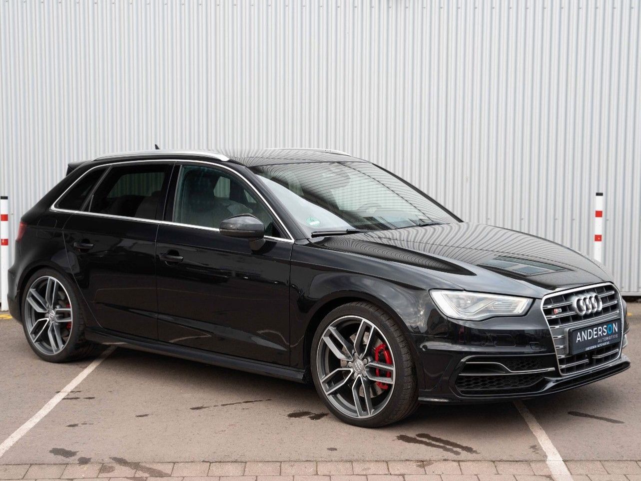 Fahrzeugabbildung Audi S3 SPORTB 2.0TFSI KAM PANO B&O S-SITZ LED KEYLES