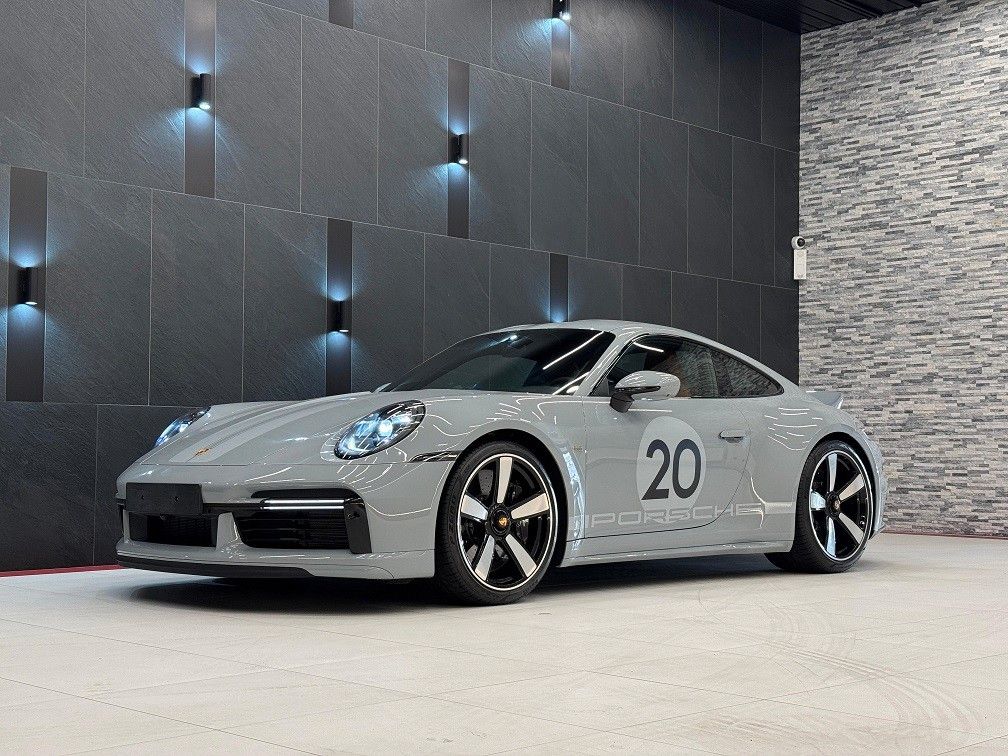 Image of Porsche 992