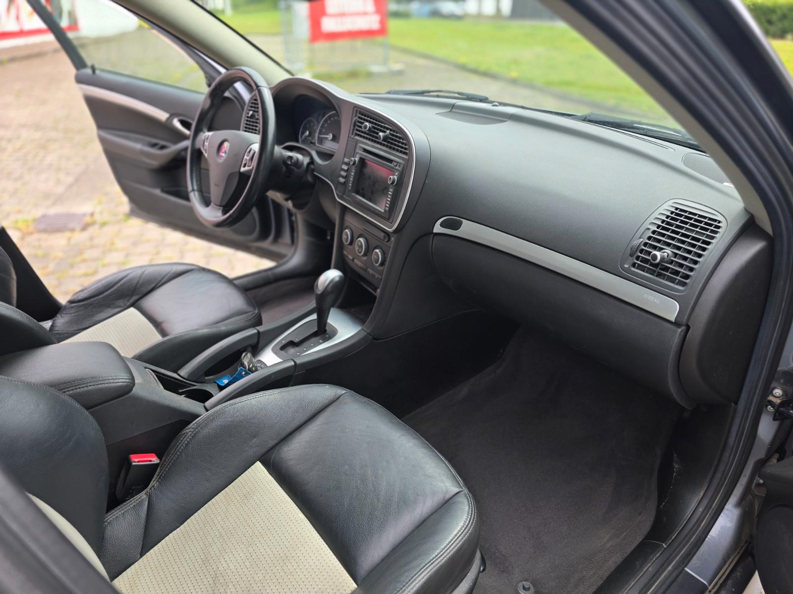 Saab 9-3 2008 — photo 11