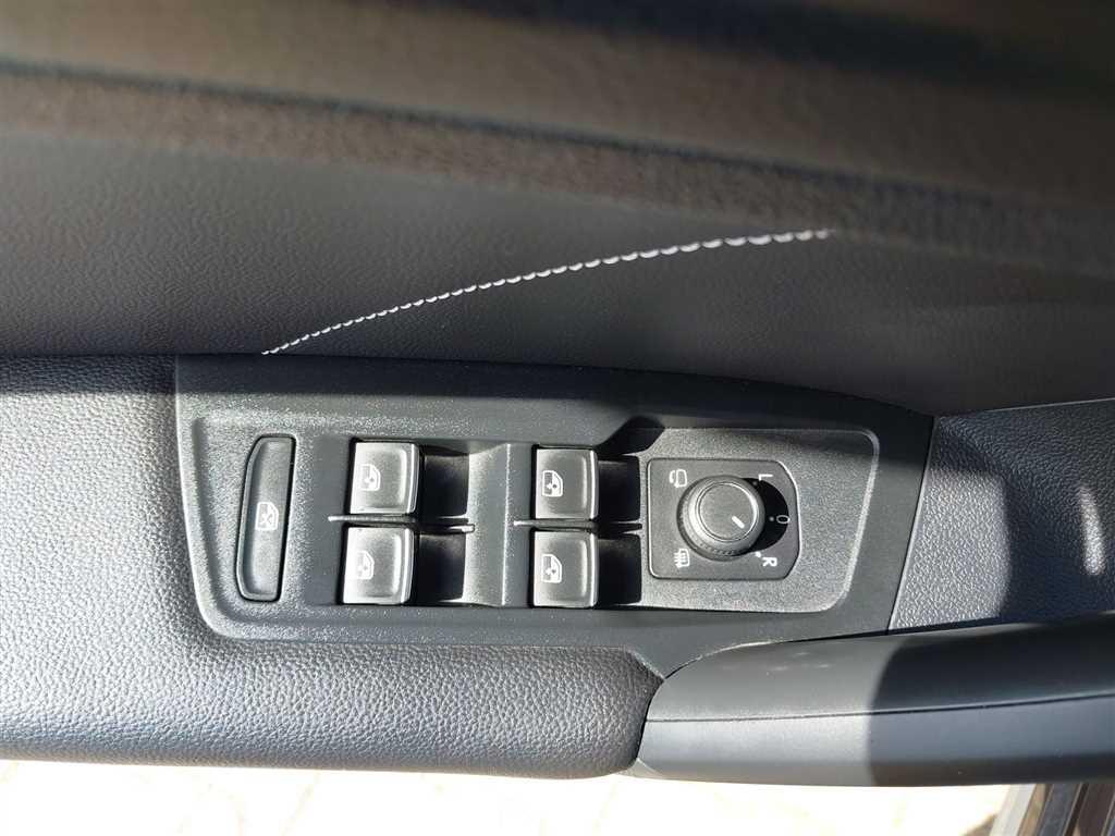 Volkswagen Tiguan R-Line 2.0 TSI DSG 4MOTION Pano H.Kardon, миниатюра 13