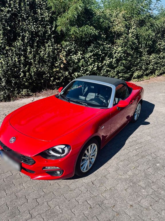 Image of Fiat 124 Spider