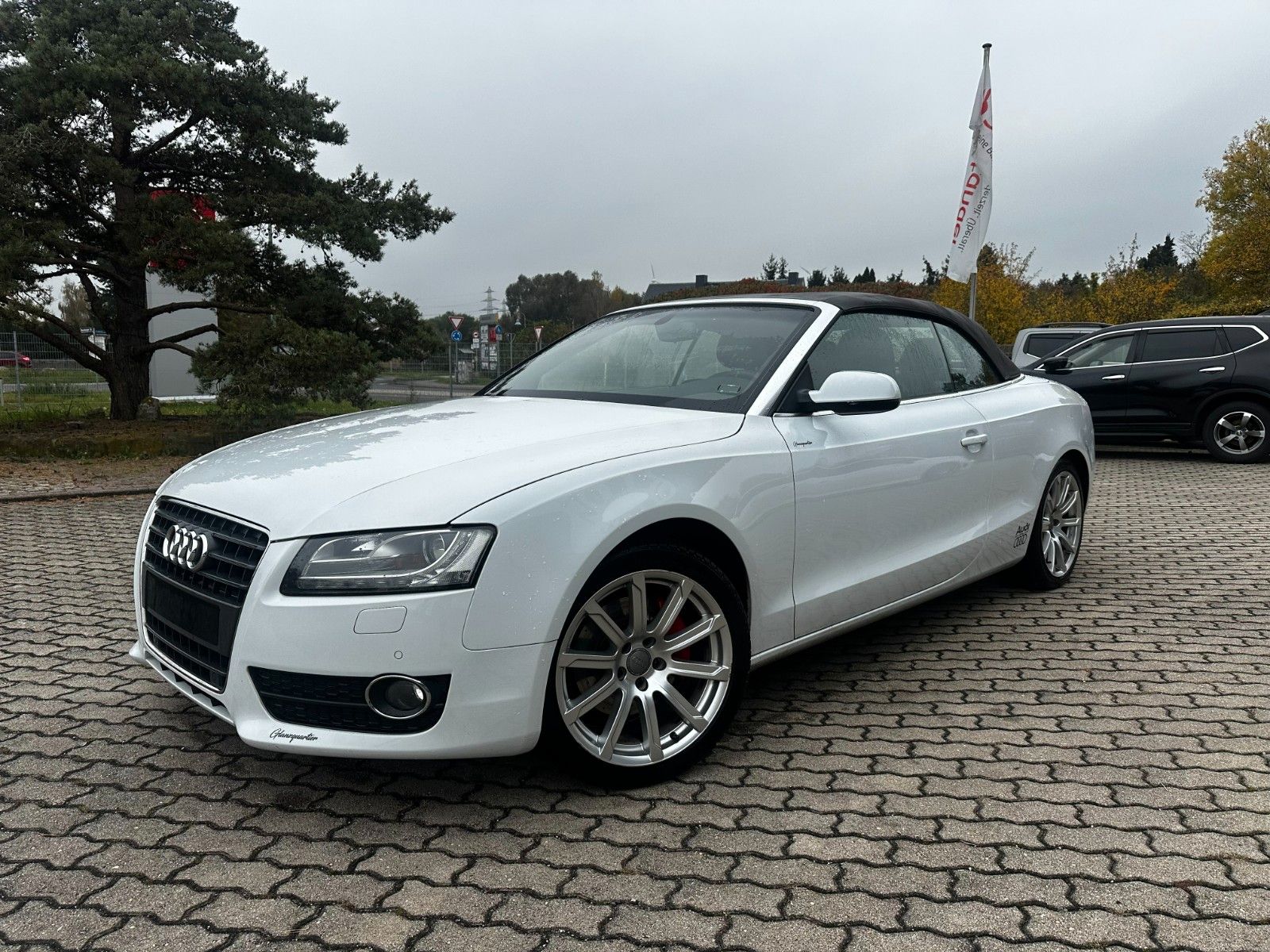 Fahrzeugabbildung Audi A5 Cabriolet 2.0 TFSI Leder / Navi / Top Zustand
