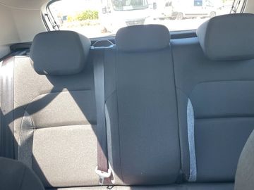 Skoda Fabia 1.0 TSI Essence *ALU*DAB*LED*PDChi*SHZ*TEL