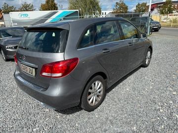 Mercedes B 180 - 8