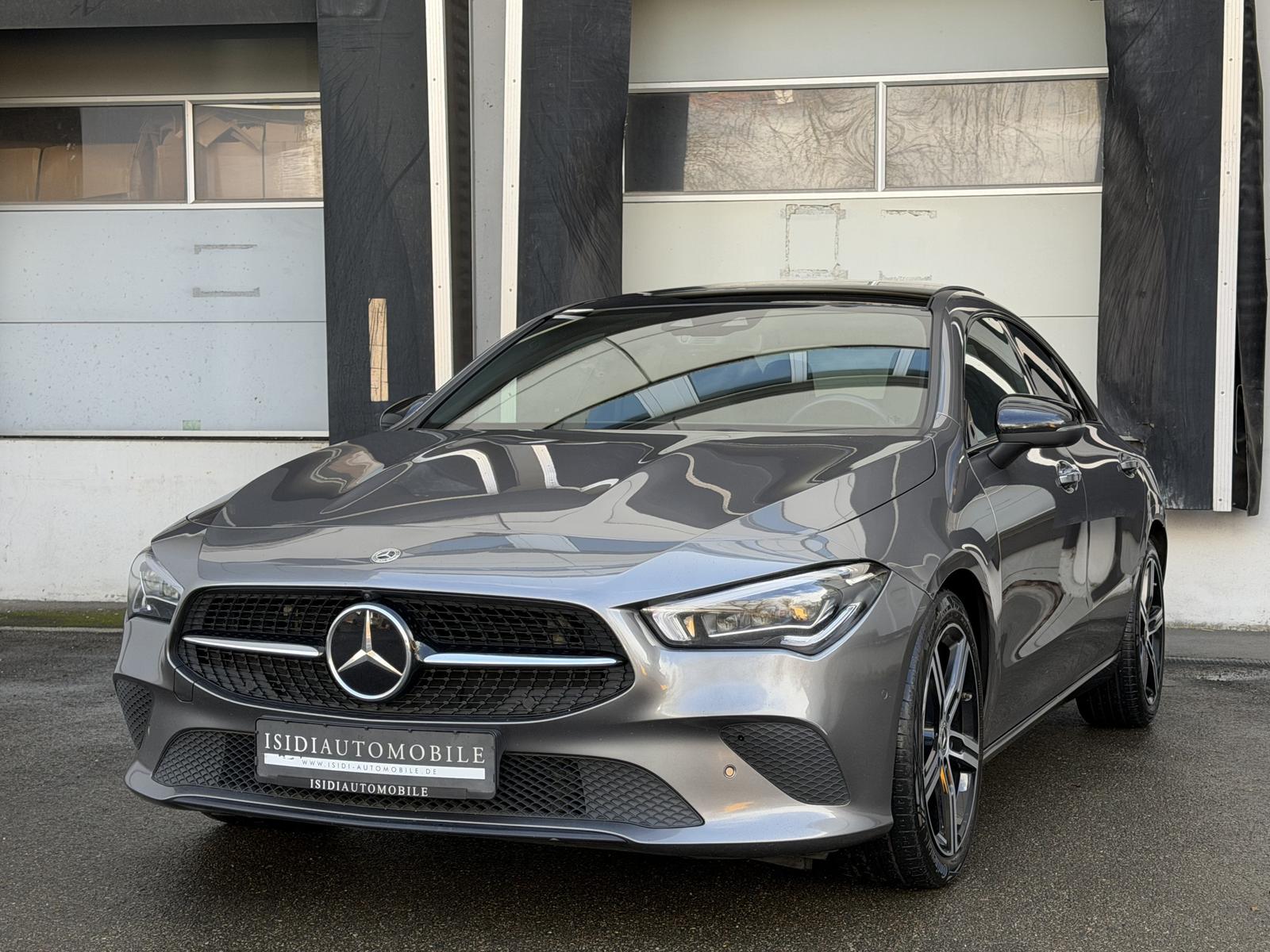 Mercedes-Benz CLA 200 D Progressive Night Pano Distronic 360°