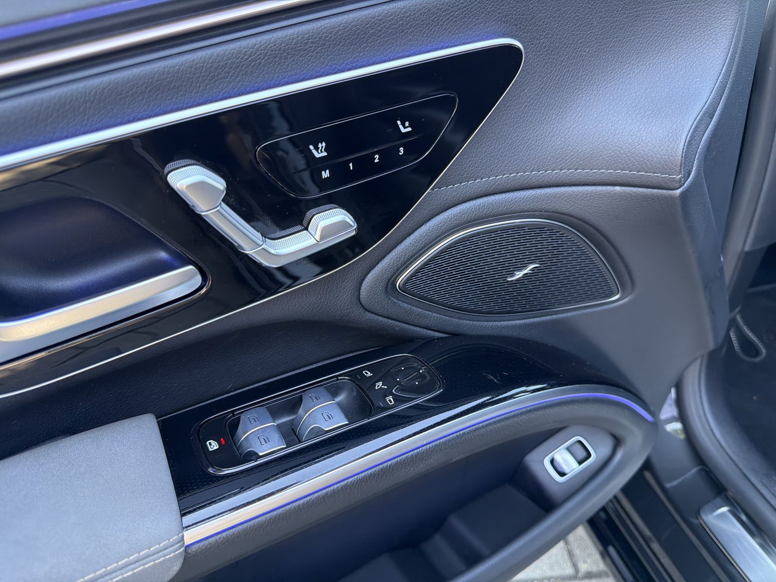 Mercedes-Benz EQS 350 Distronic Digital Light 360° Night Pano foto 15
