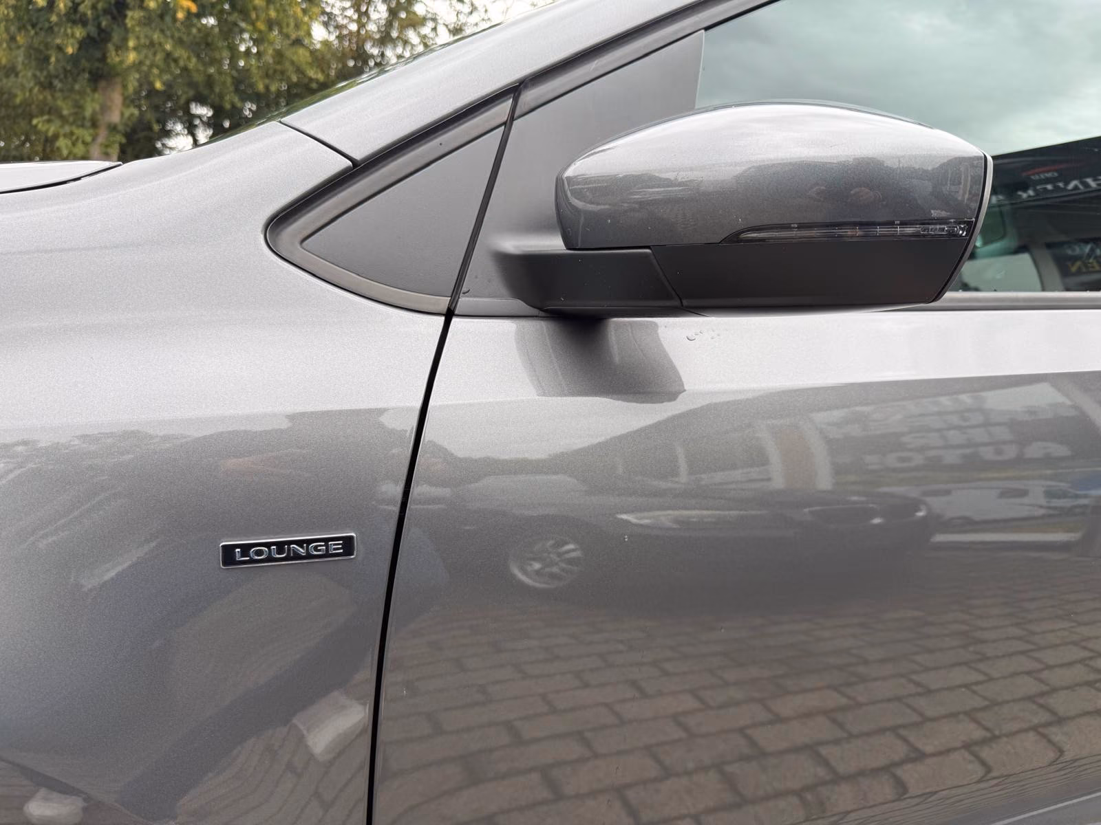 Volkswagen Polo 1,2 Lounge BMT DSG LED Navi SHZ Scheckheft