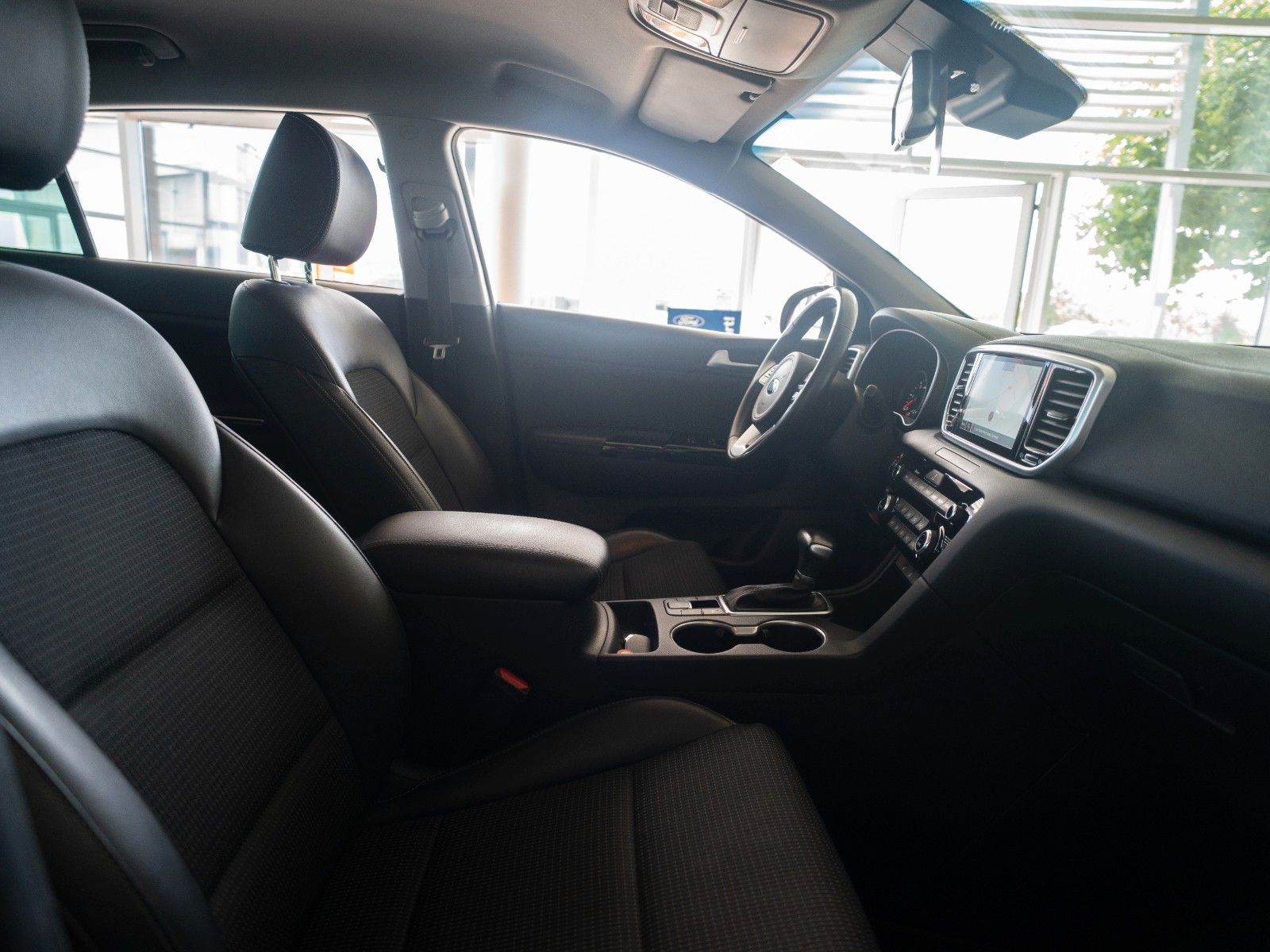 Fahrzeugabbildung Kia Sportage Vision Black Edit. AUTOM./4x4/SITZHZG.