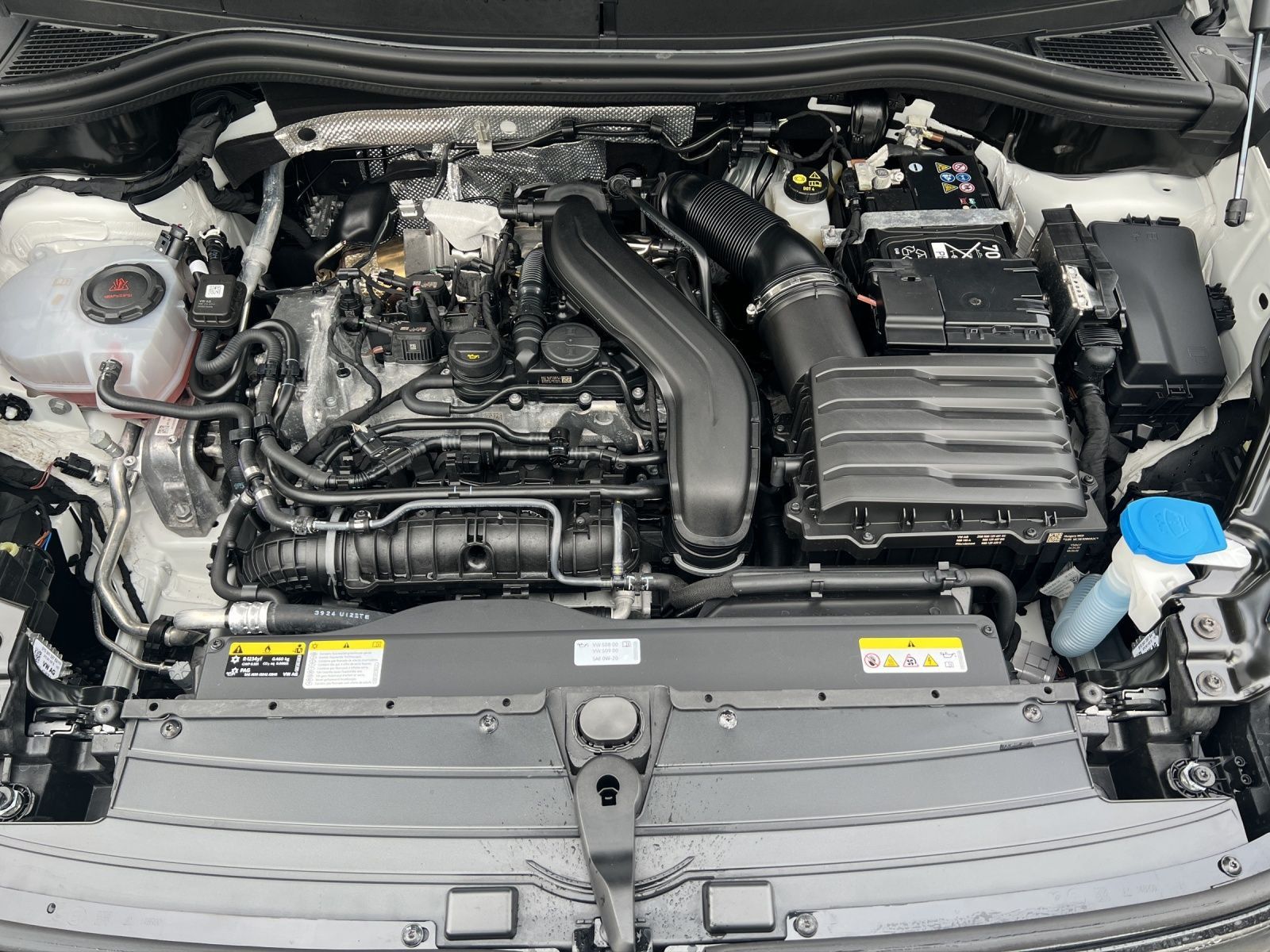 Tiguan Goal 1.5 eTSI DSG AHK*LED*ACC*Navi