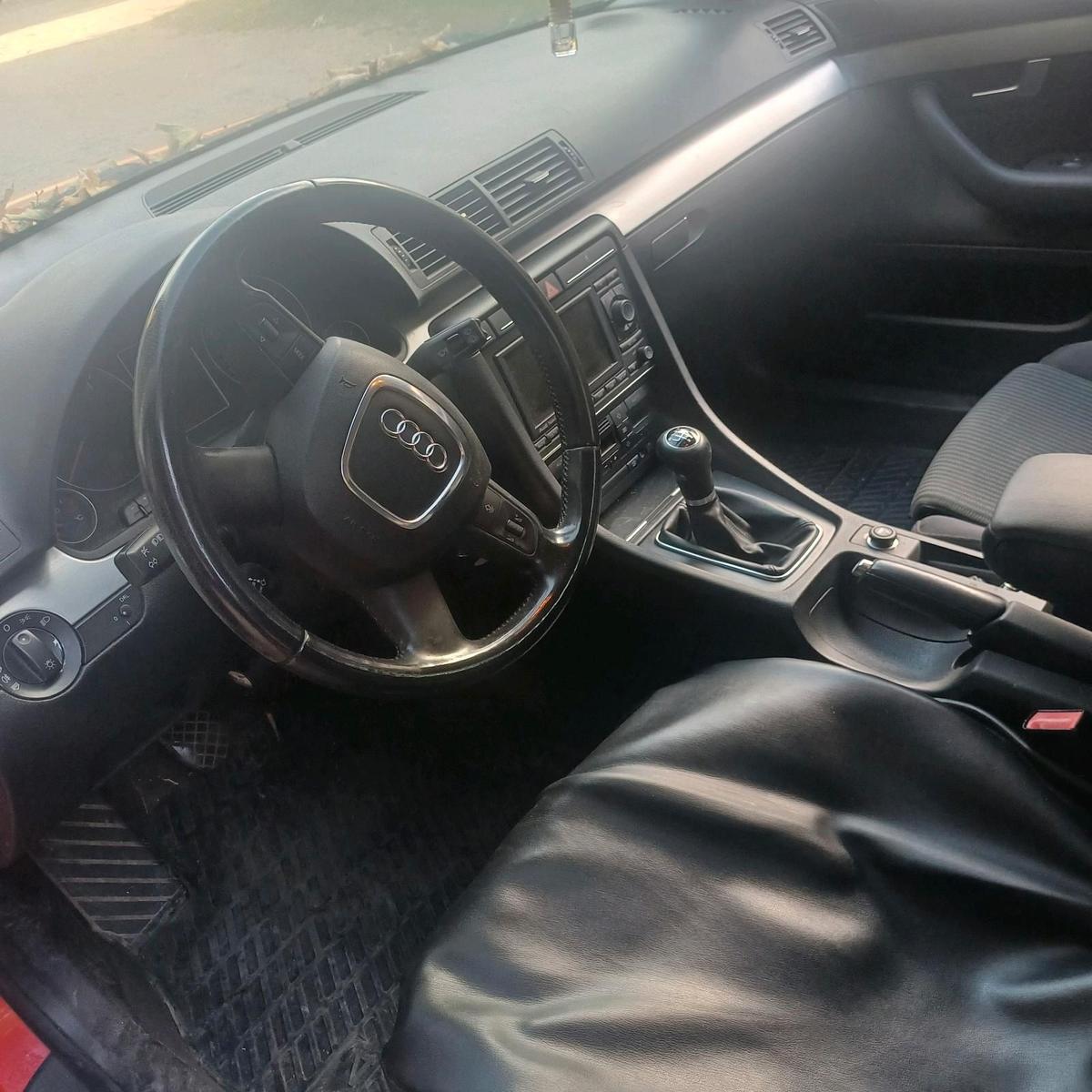 Audi A4 2007 — photo 9