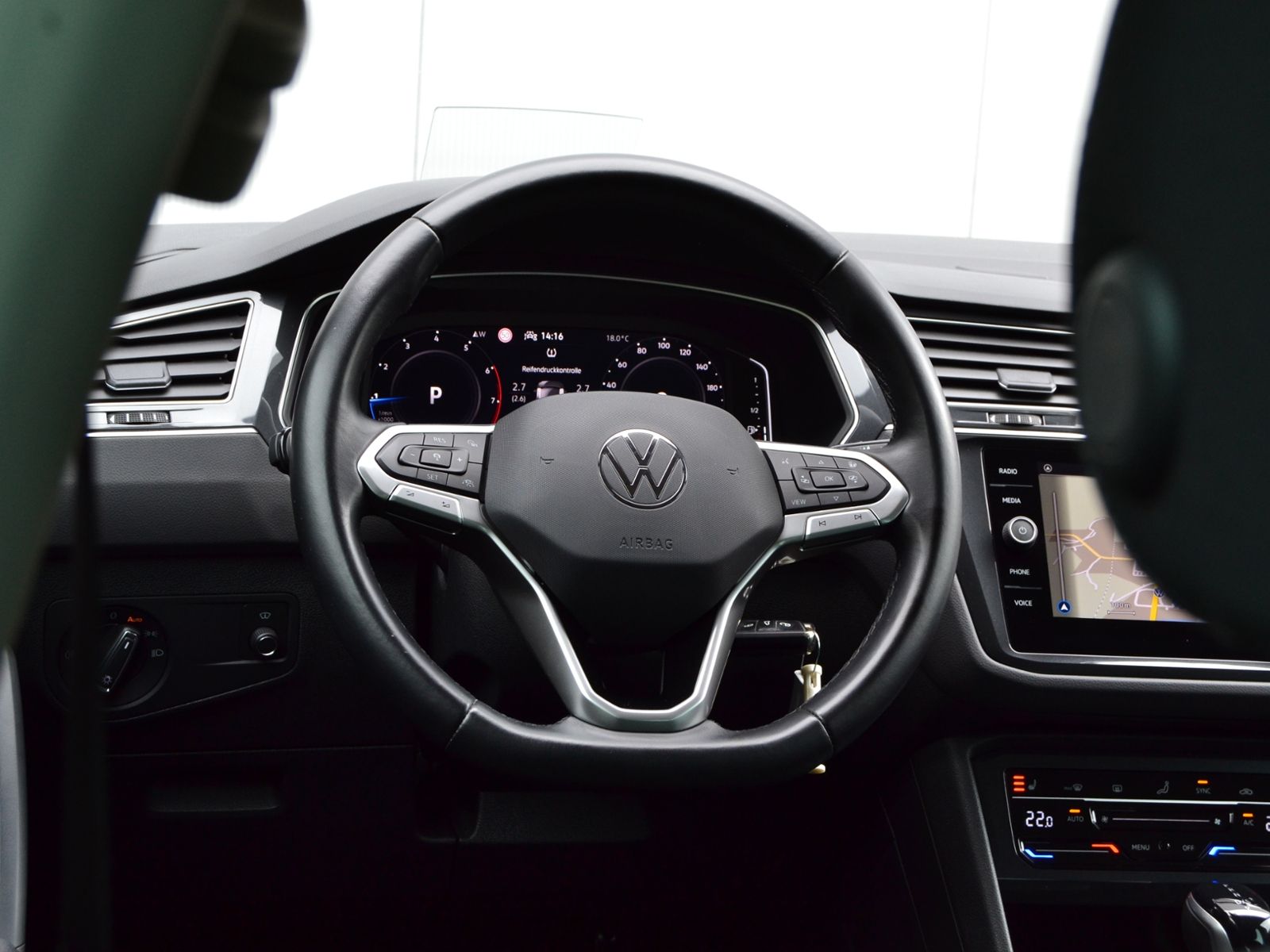 Tiguan 1.5 TSI 150 PS DSG Elegance AHK/SPORT-PAK