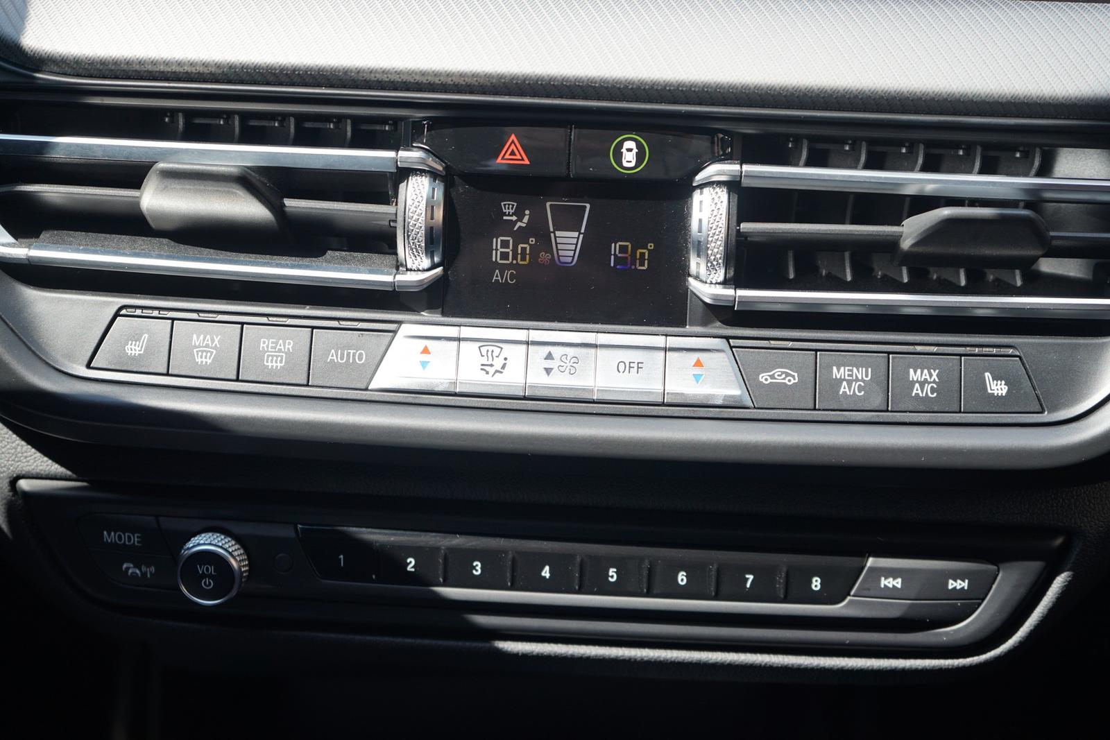 BMW 118 i M Sport Aut. LED Navi Sitzheizung PDC, миниатюра 15