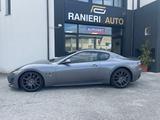 Maserati GranTurismo 4.7 V8 Sport - graue Maserati Granturismo