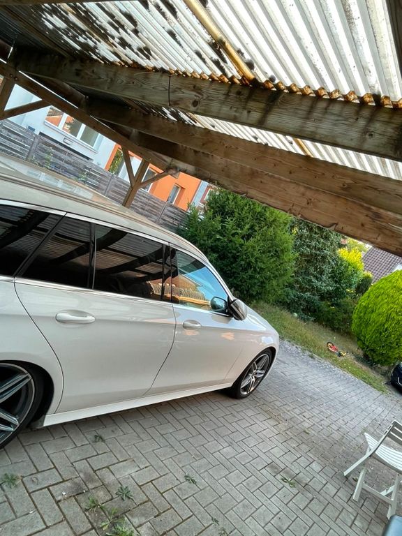 Image of Mercedes-Benz C 220