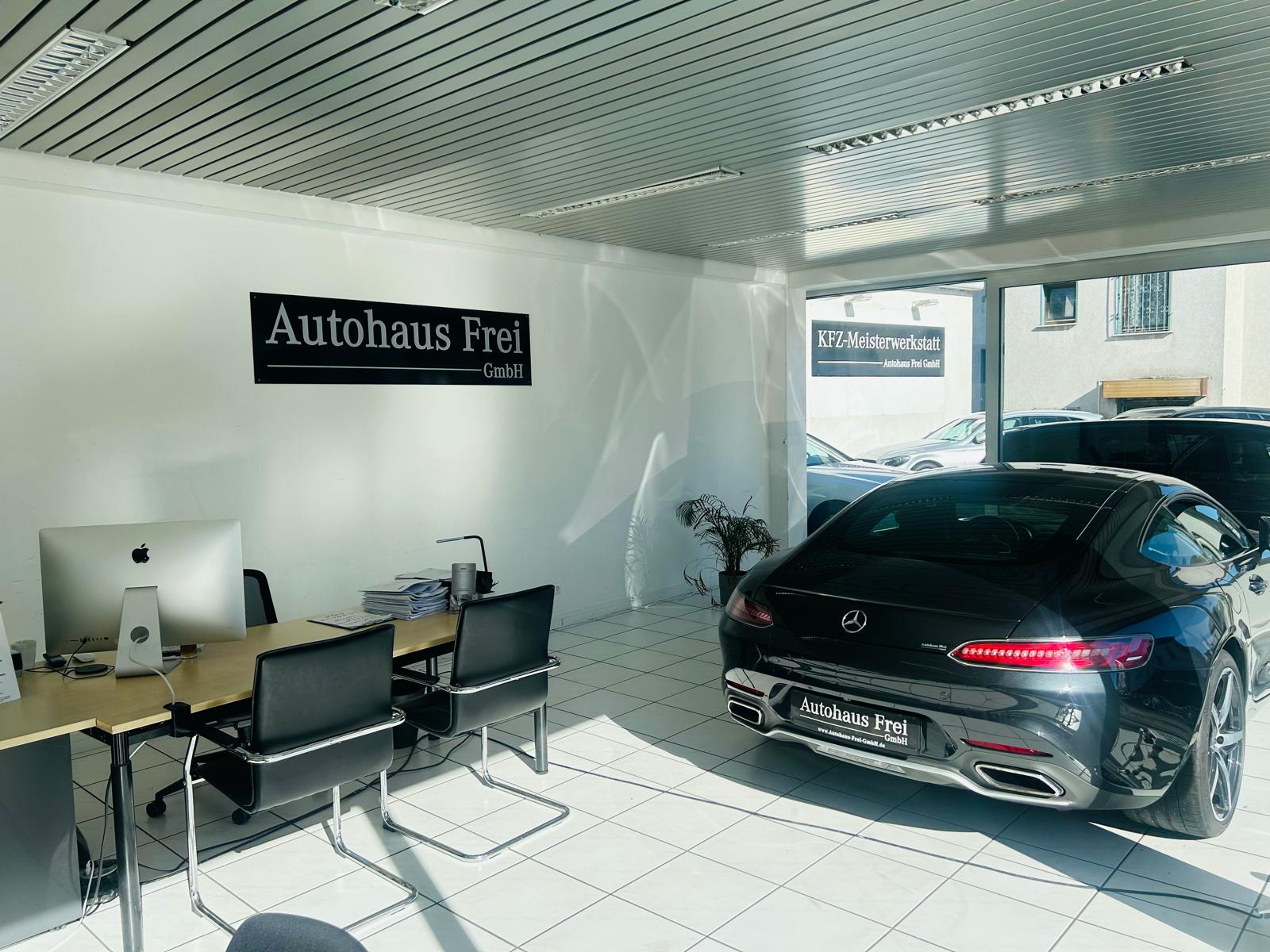 showroom-image-bottom