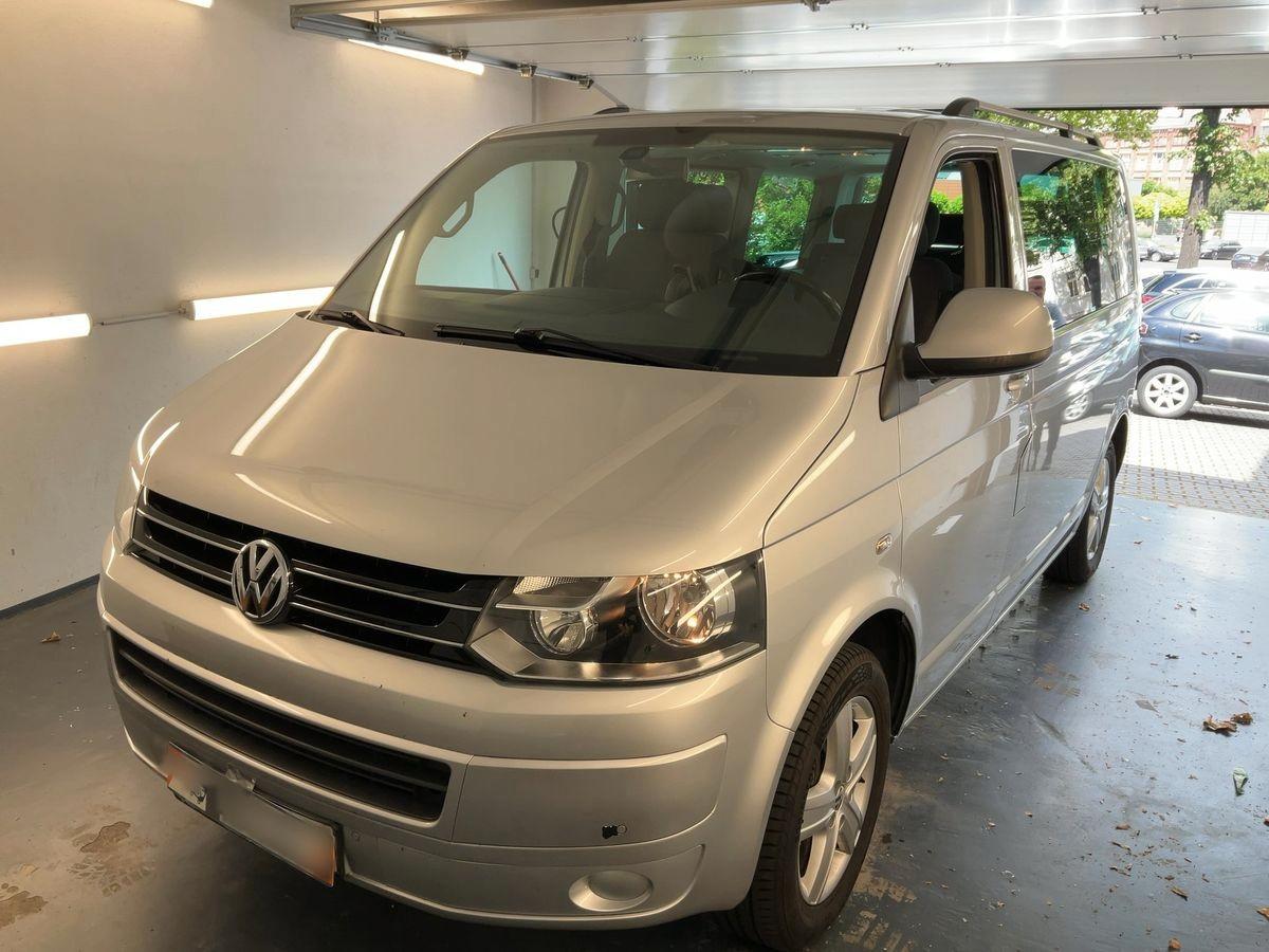 Volkswagen T5 2.0 TDI Multivan +AHK+STANDHZ+NAVI+CARPLAY+