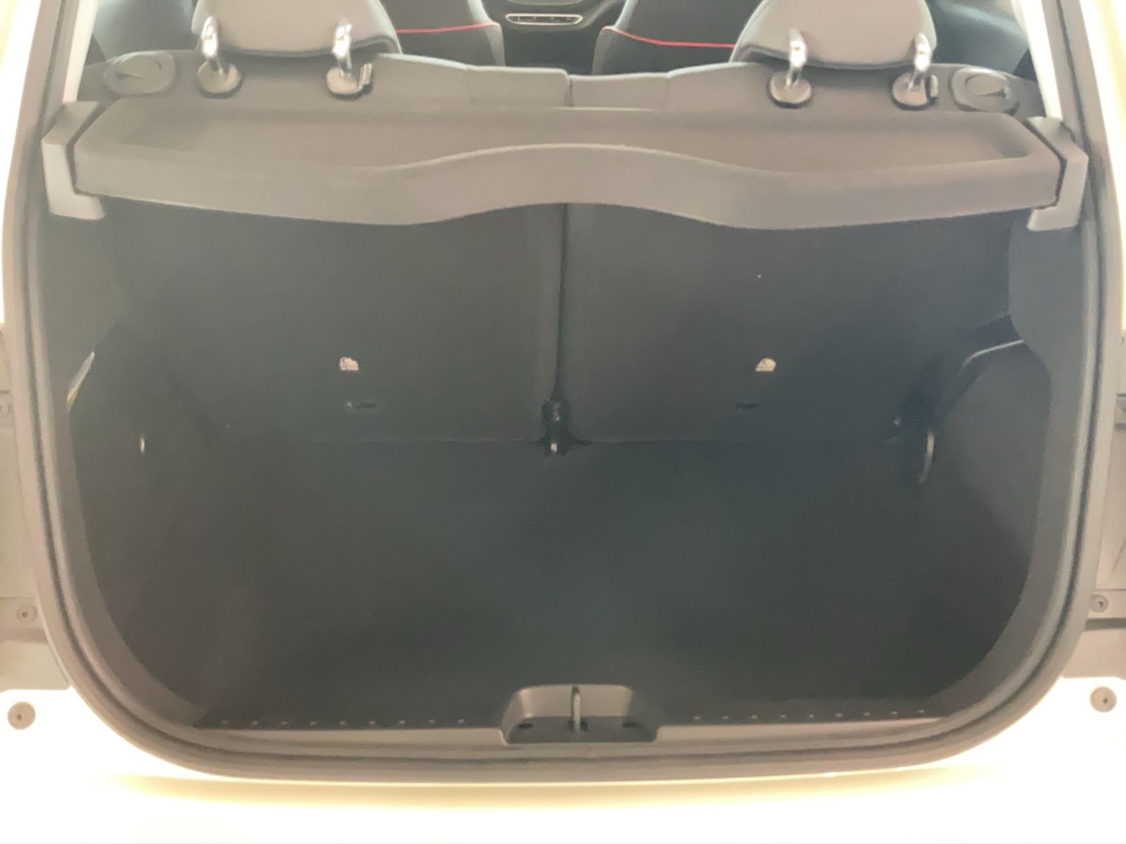 Fahrzeugabbildung Fiat 500e + Komfort Paket, Style Paket