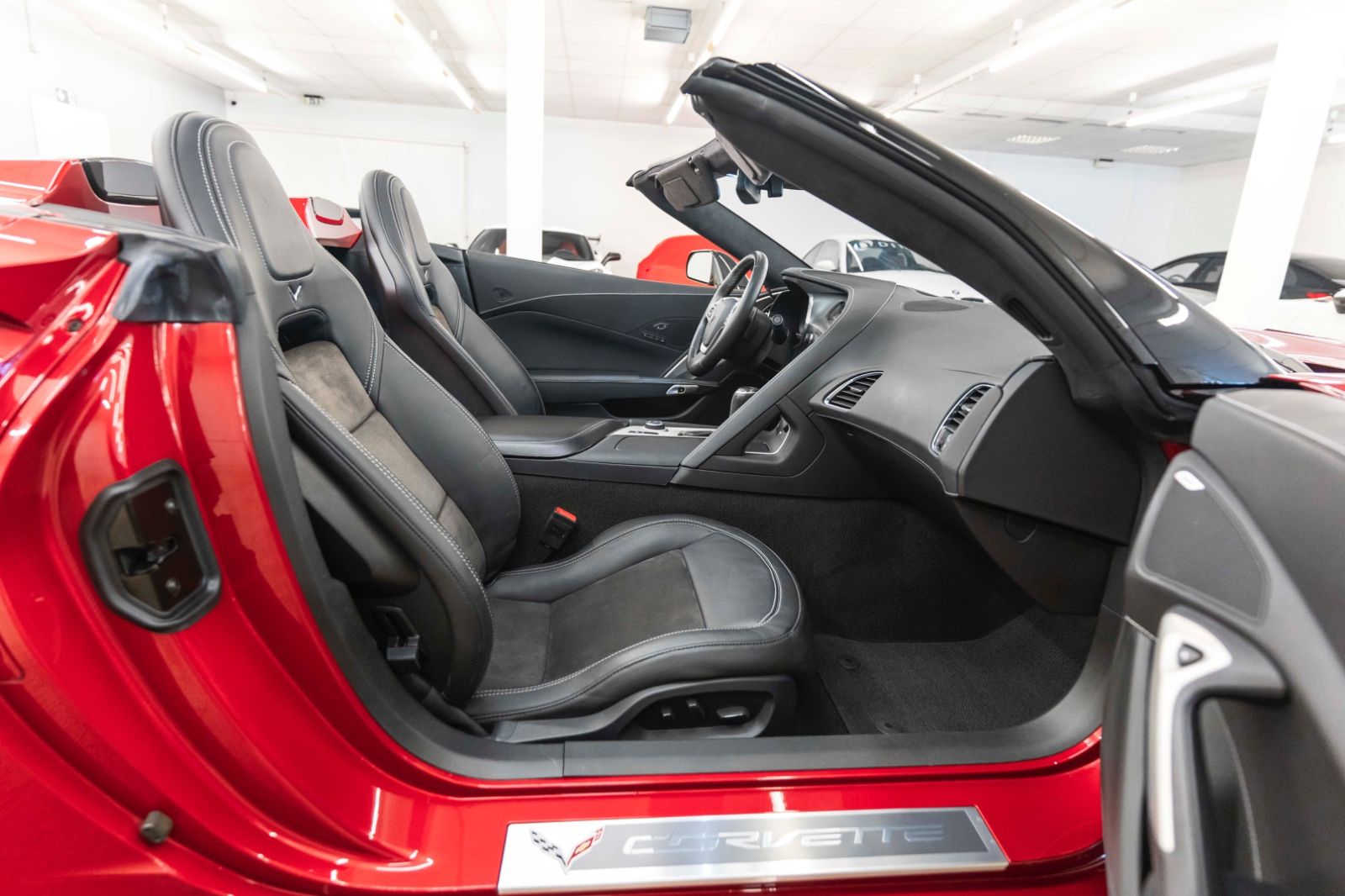 Fahrzeugabbildung Corvette C7 Stingray 6,2L Cabrio 3LT HUD KAM