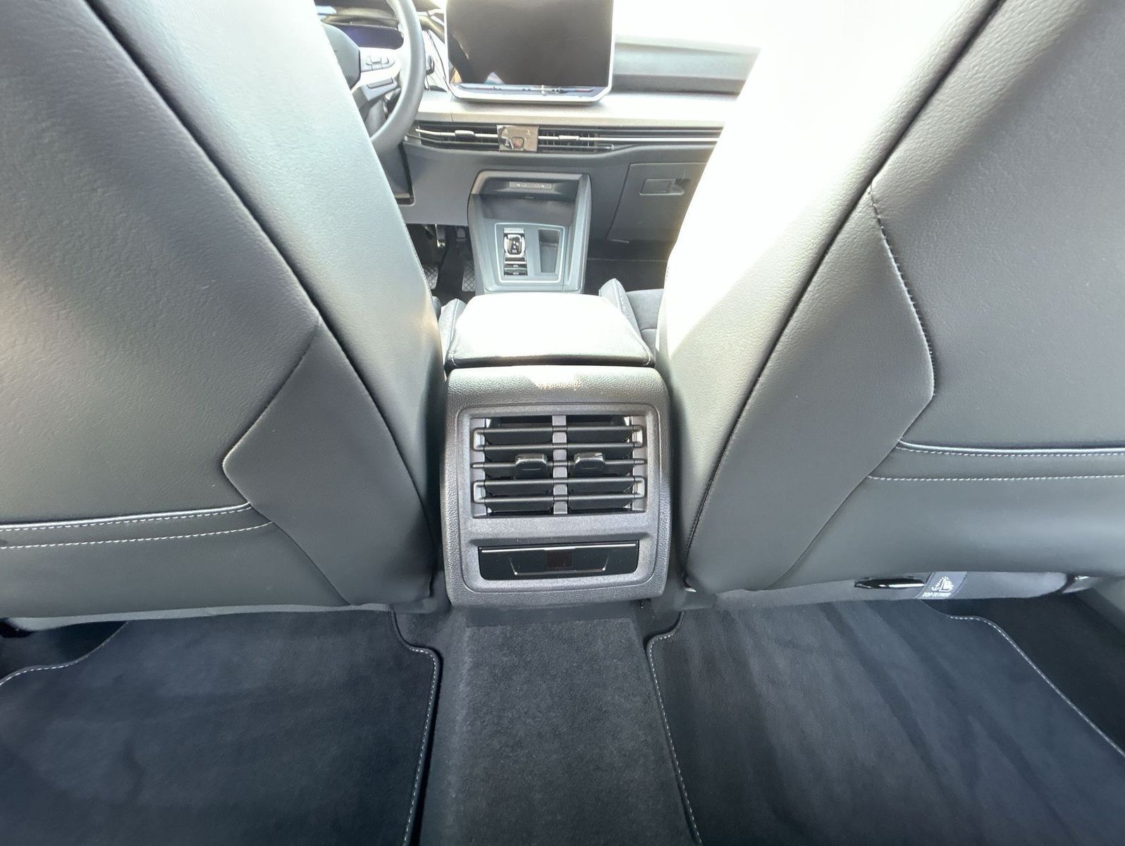 Volkswagen Golf - Bild 6