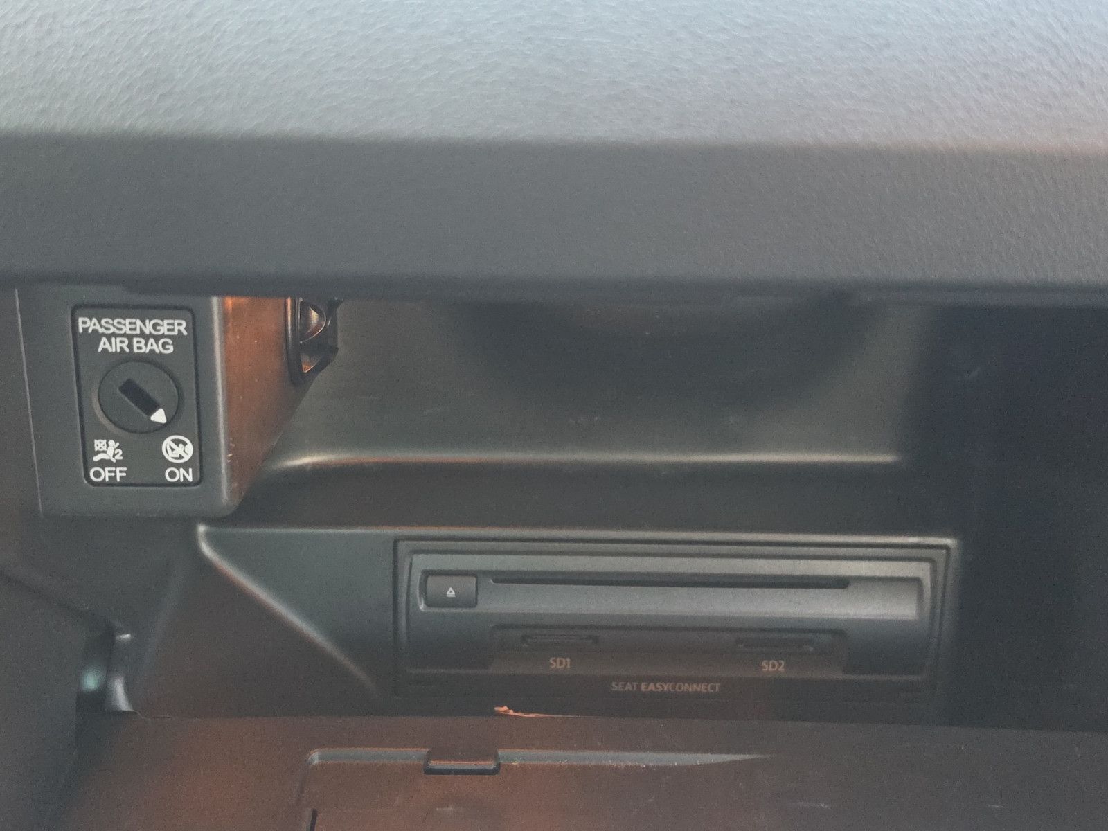 Fahrzeugabbildung SEAT Toledo Style TÜV SERVICE NEU