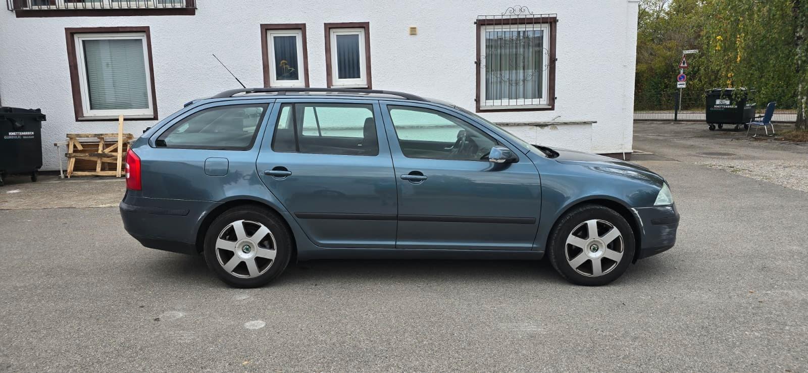 Skoda Octavia 2005 — interior