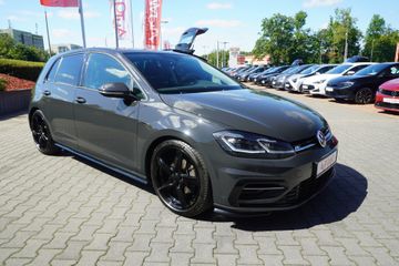 Volkswagen Golf - 7