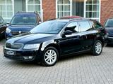 Skoda Octavia Combi Joy*DSG*AHK*TÜV*ZAHNRIEMEN NEU - Skoda Octavia: Joy