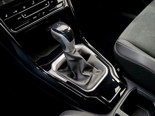 T-ROC 1.5TSI Aut. R-Line Navi AHK Climatronic