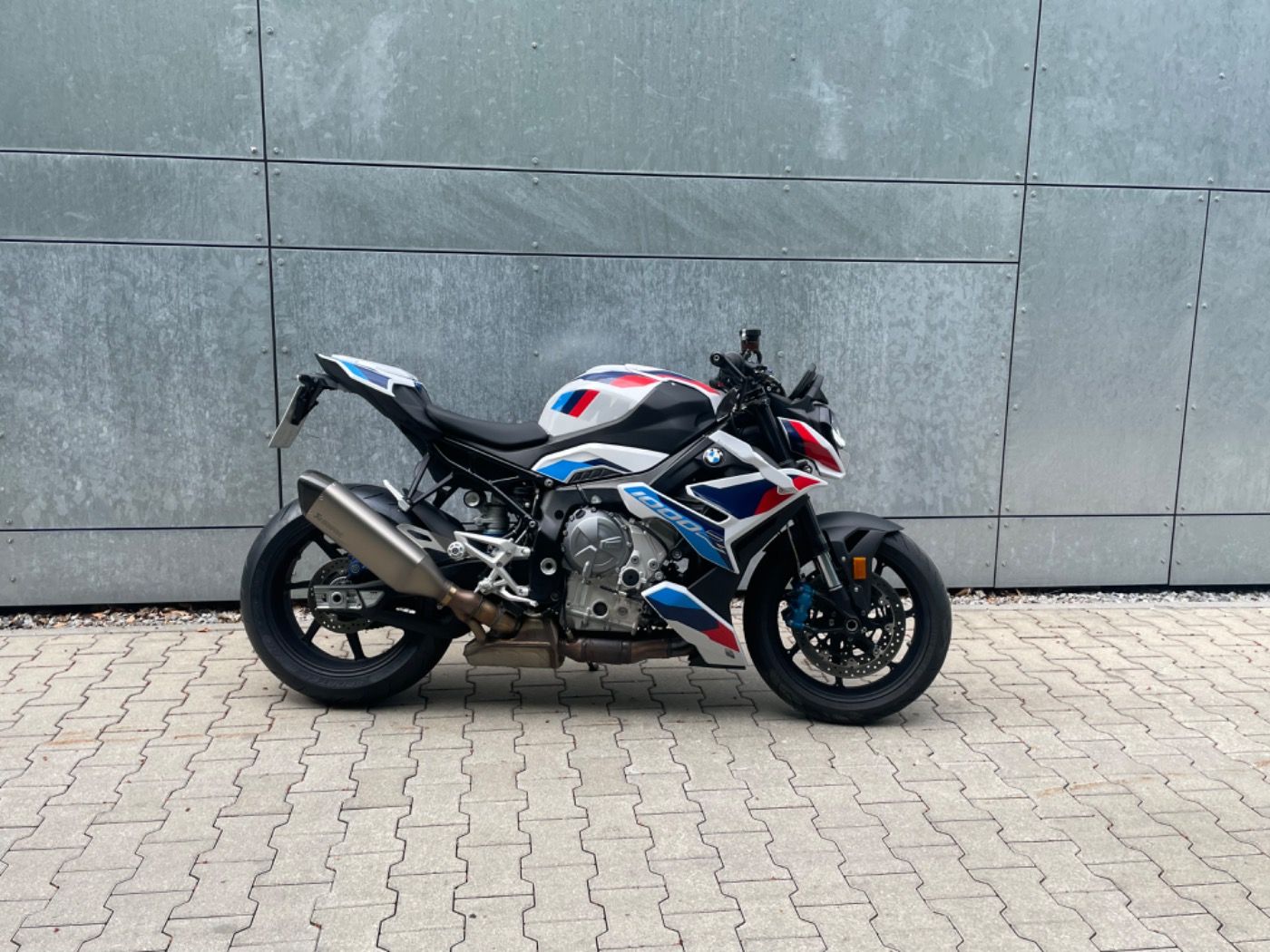 Fahrzeugabbildung BMW M 1000 R