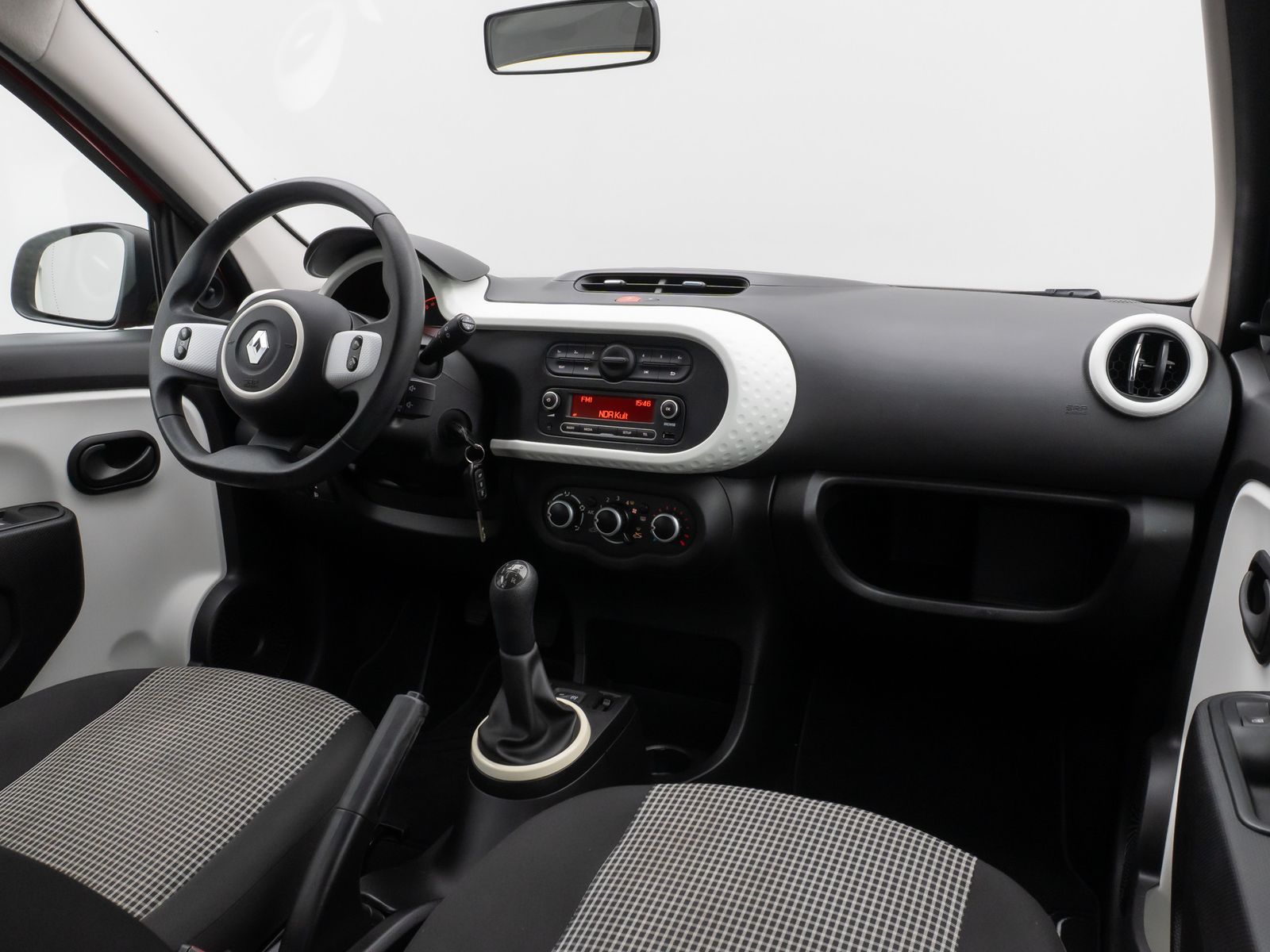 Fahrzeugabbildung Renault Twingo Life Bluetooth USB Tempomat