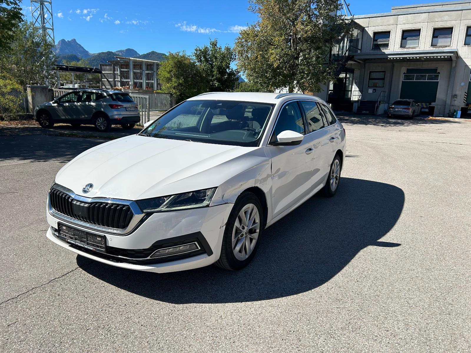 Skoda Octavia Combi Style*DSG*MATRIX*AHK*NAVI*SHZ*