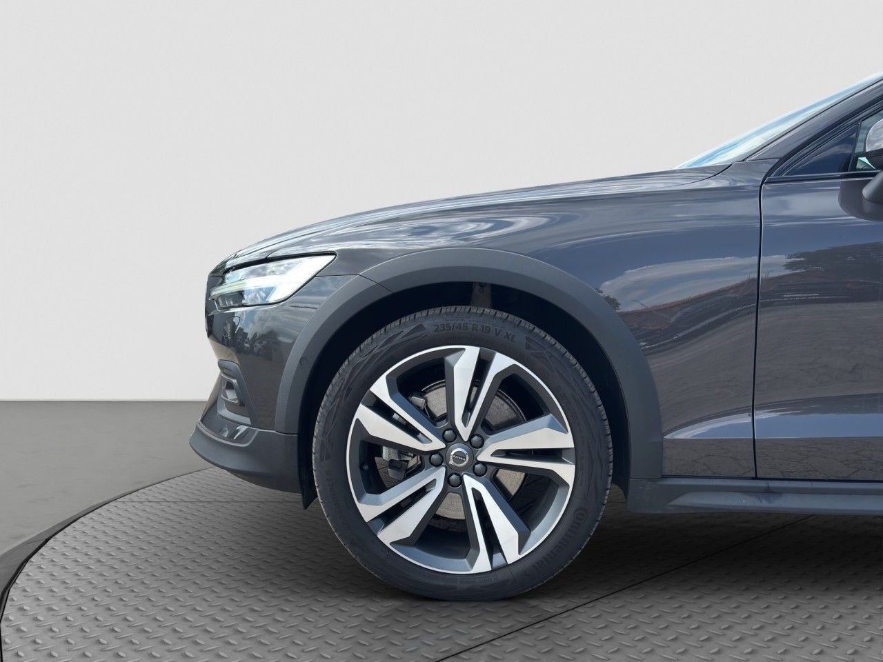 Volvo V60 B4 Cross Country Ultimate AWD/AHK/Pano/StHz foto 18