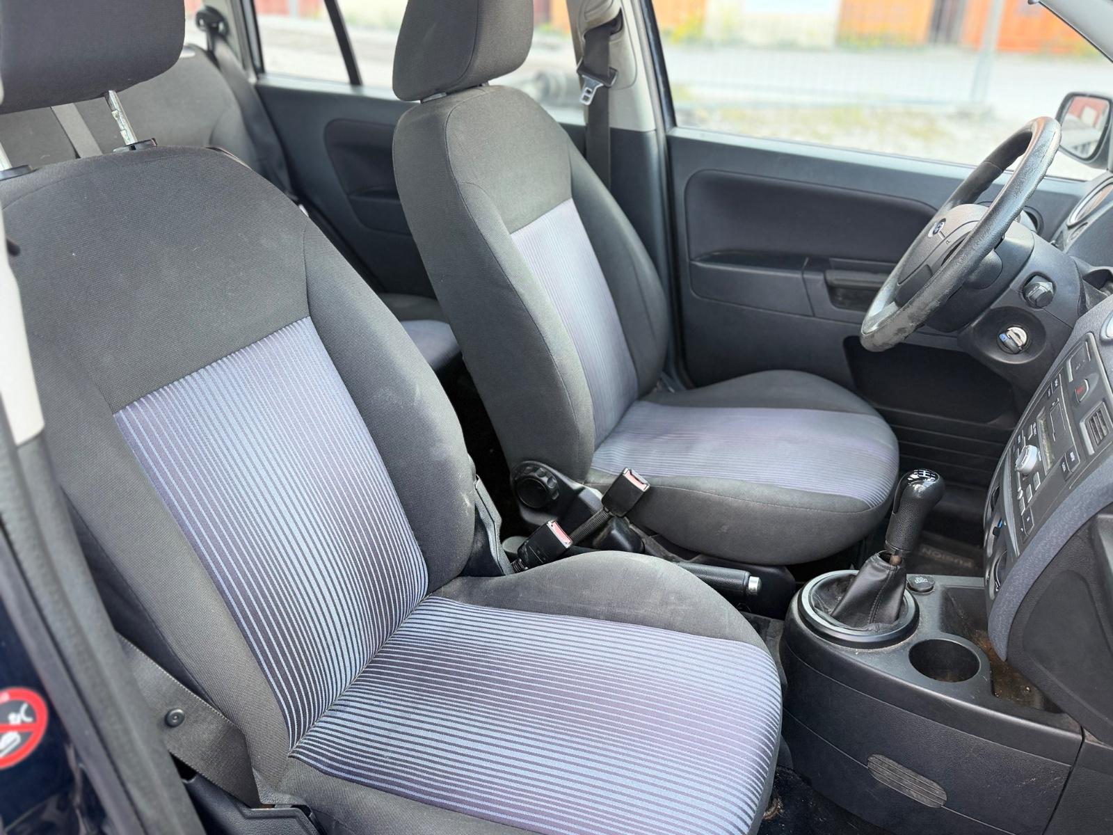Ford Fusion 2007 — photo 10