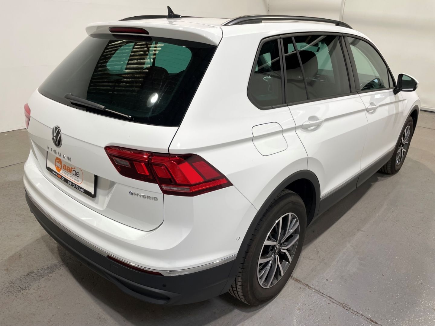Volkswagen Tiguan Life eHybrid 1.4 TSI DSG EU6d Navi LED AC imagem 3