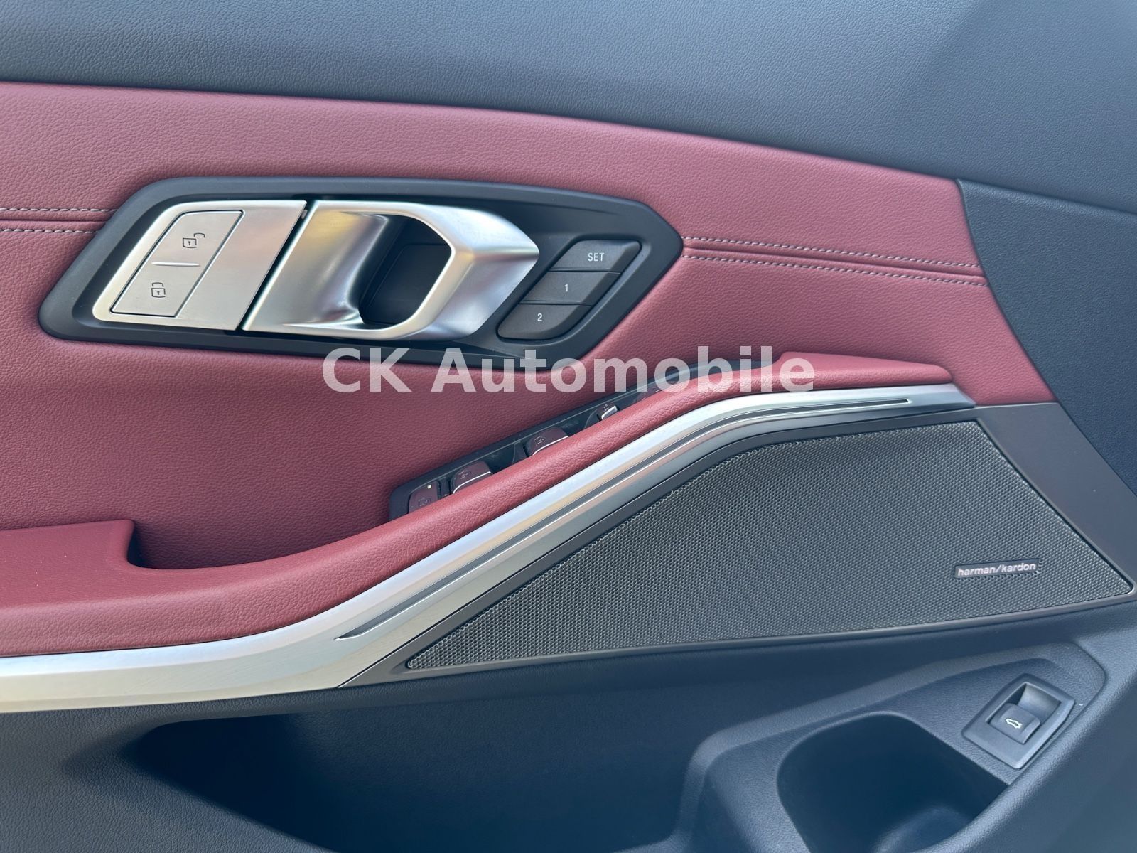 Fahrzeugabbildung BMW M340d xDrive Touring/Navi/Head-Up/Pano/360°/LED
