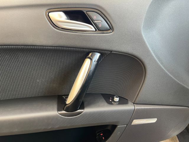 Audi TT Roadster 2.0 TDI quattro *1.HAND*BI-XEN*BOSE*