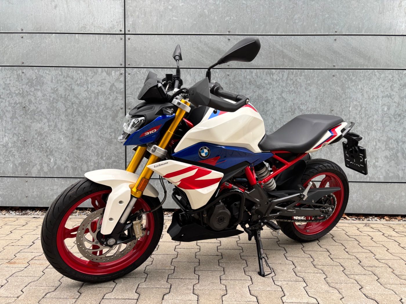 Fahrzeugabbildung BMW G 310 R Style Sport Tieferlegung Griffheizung