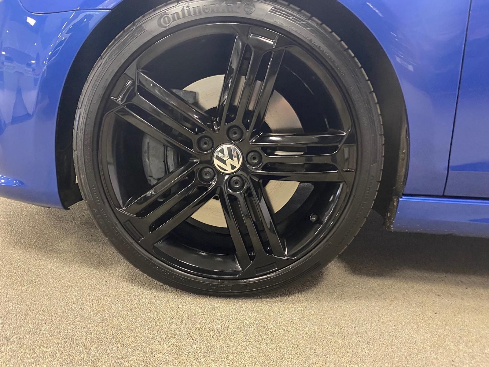 Fahrzeugabbildung Volkswagen Golf 2.0 16V TSI R Cabrio KLIMA+PDC+NAVI+SHZ+ALU
